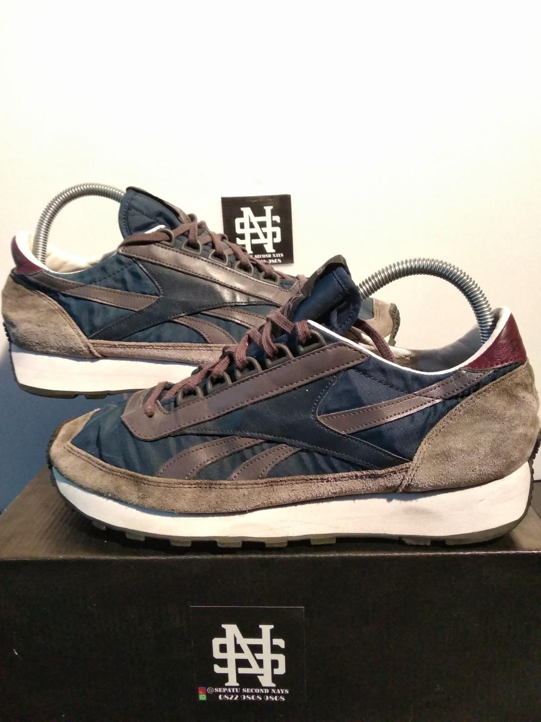 Sepatu Second Original Reebok Aztec 