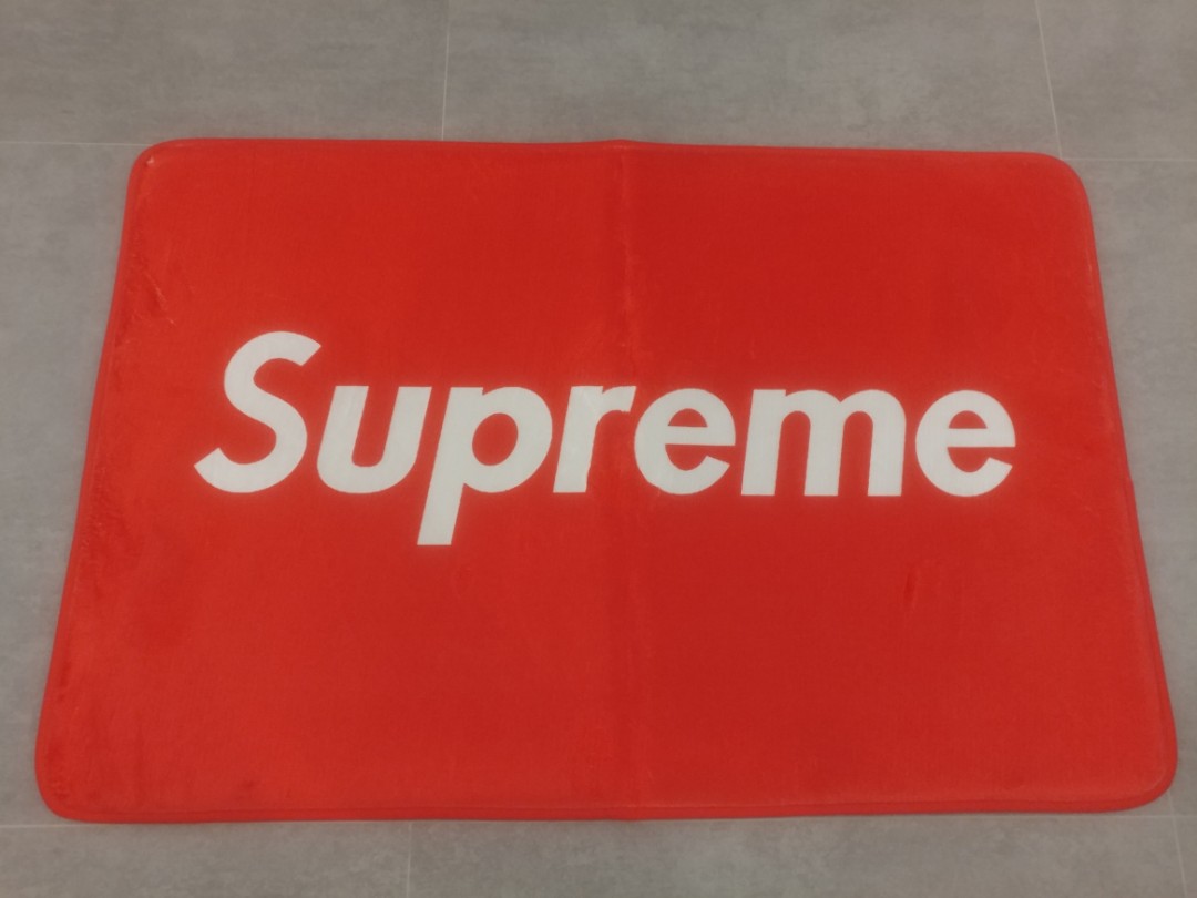supreme floor mat