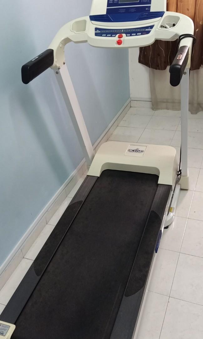 Treadmill activo by Ogawa. TREK PRO T7.1 AC2400 1.0CHP Sports