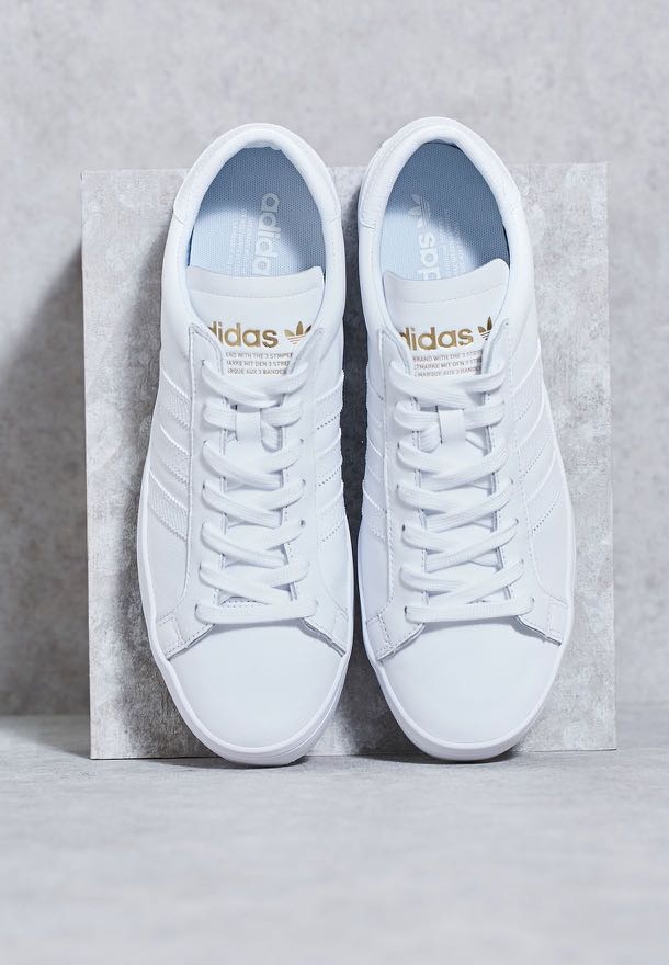 Mentalt Forhøre provokere Adidas Court Vantage - White (BB0147), Women's Fashion, Footwear, Sneakers  on Carousell
