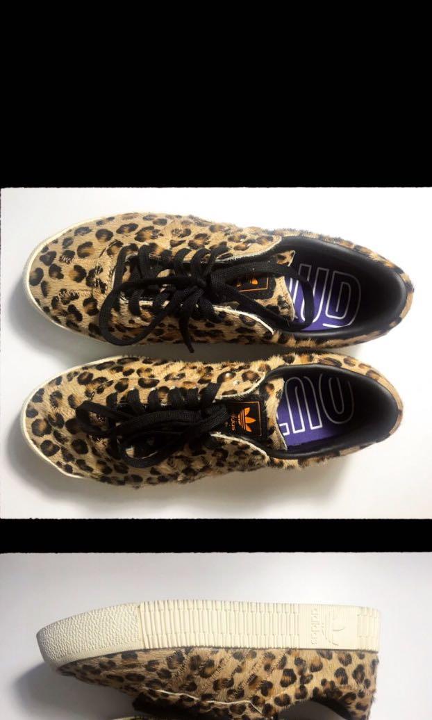 sambarose animal print