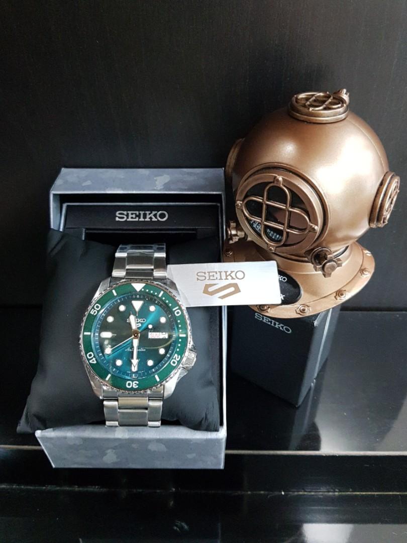 All New Seiko 5 Sport Srpd61k1 Brand New Full Set With 1 Year International Warranty Pictures Taken From Physical Stocks Not Extract From Online Men S Fashion Watches On Carousell