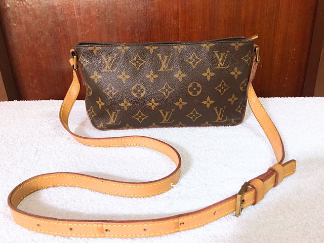Authentic louis vuitton hotsell crossbody