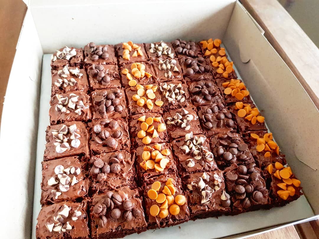 Halal Brownies, Food & Drinks, Baked Goods on Carousell