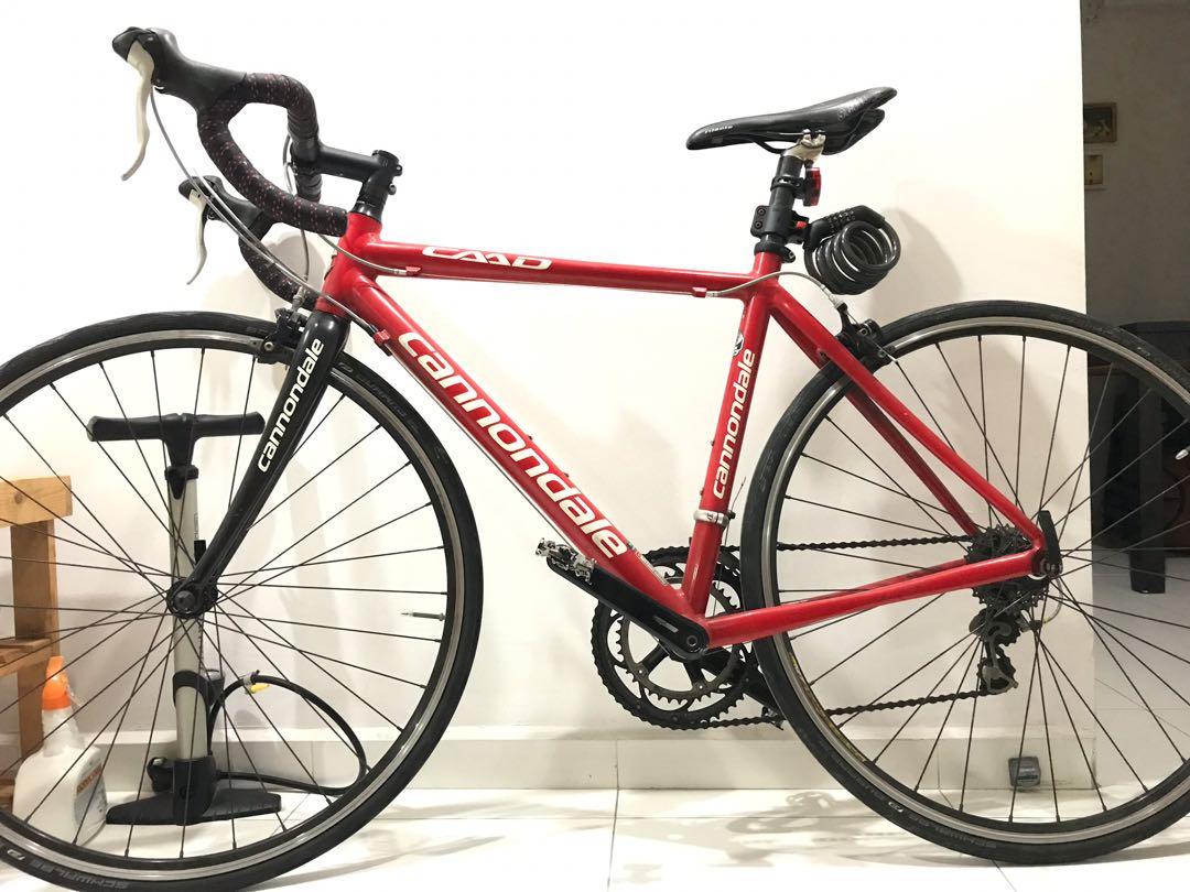 cannondale carbon fibre road bike