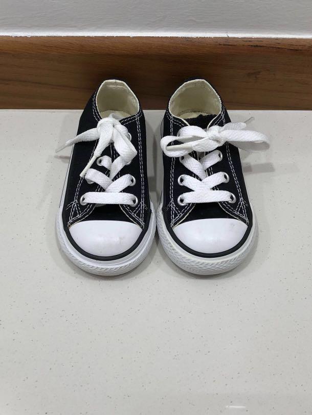 girls silver converse shoes
