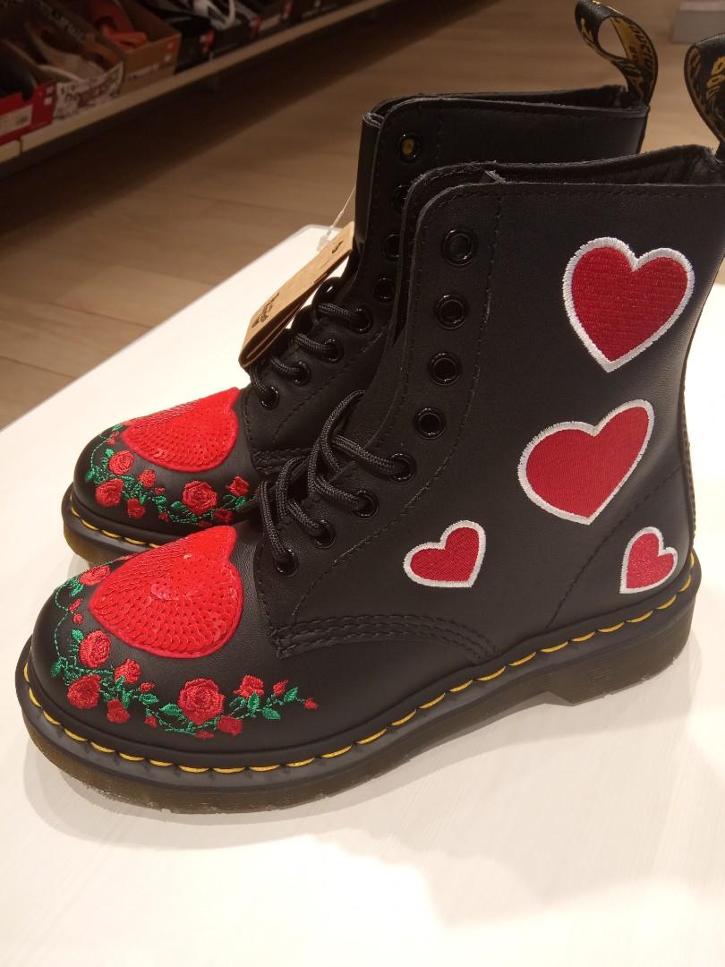 dr martens pascal hearts
