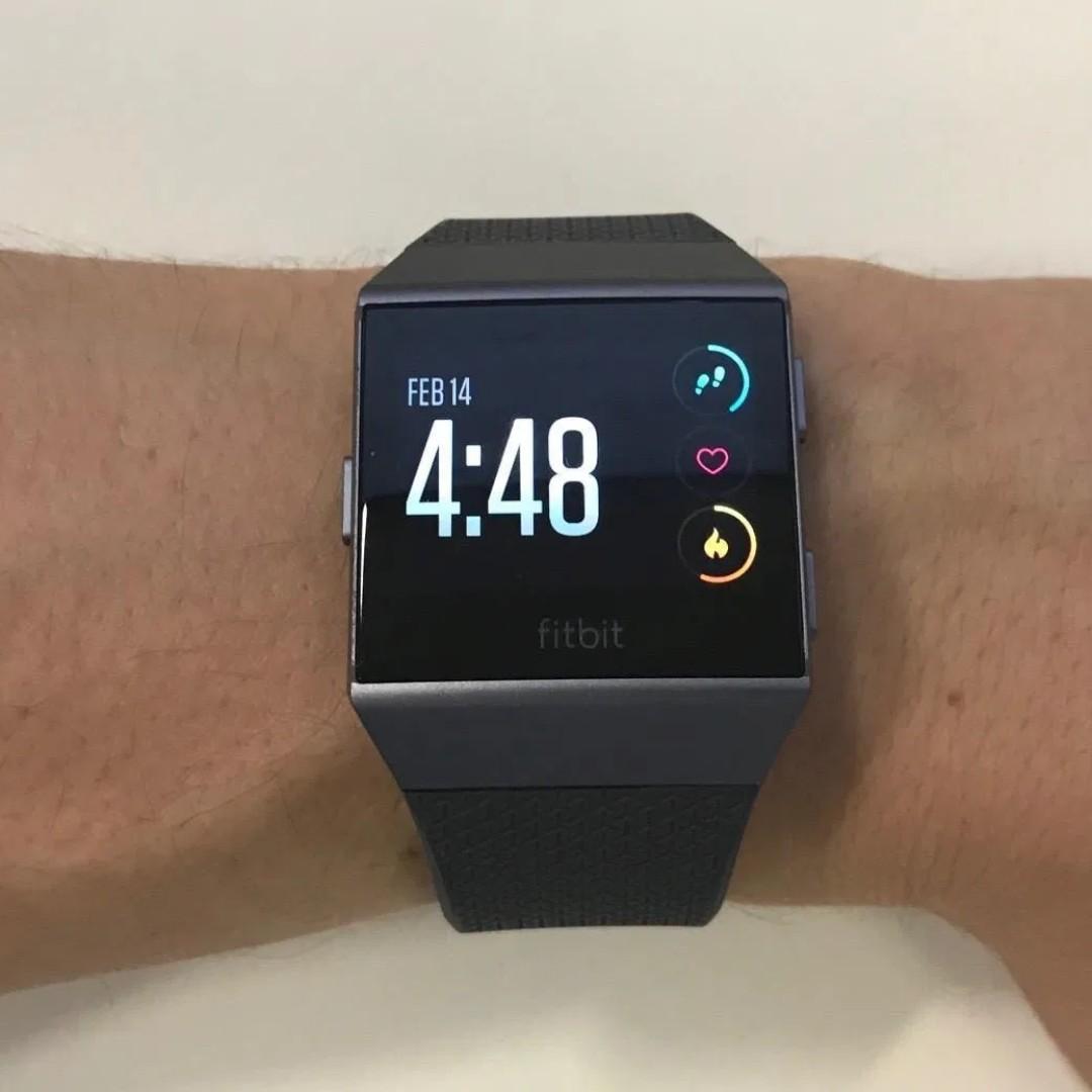 fitbit ionic charcoal grey