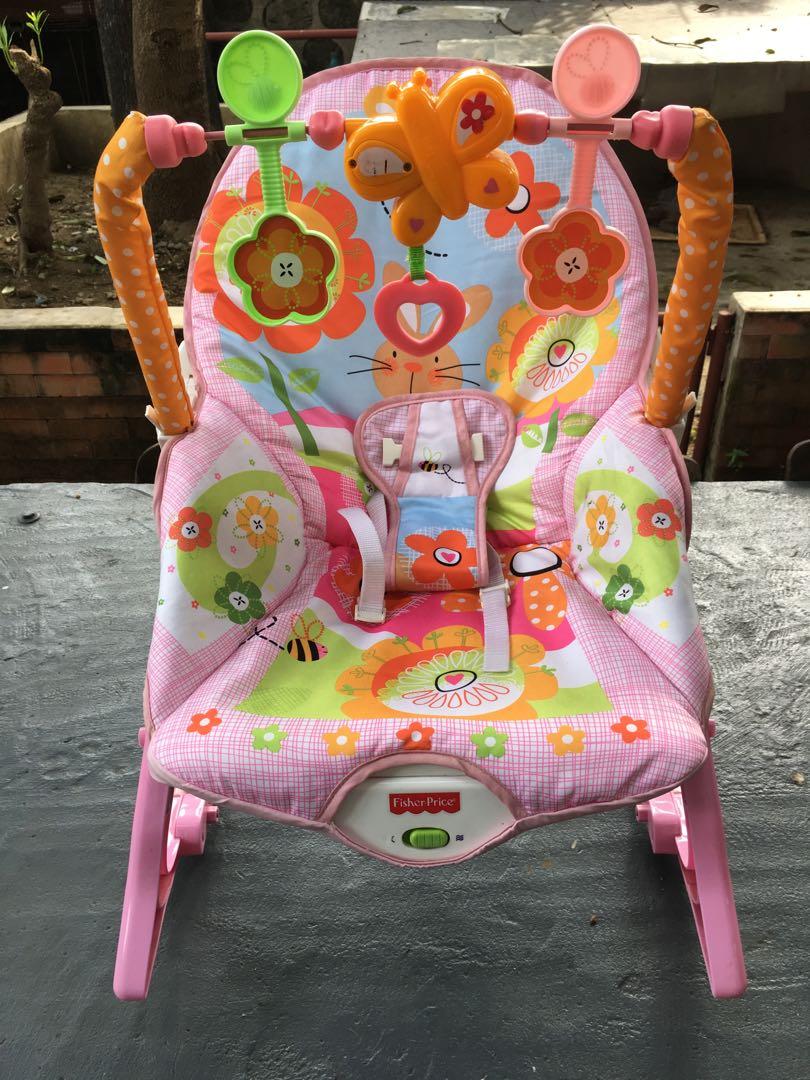 Graco Travel System + Safety 1st Carrier+ Fisher Price Rocker/Cradle