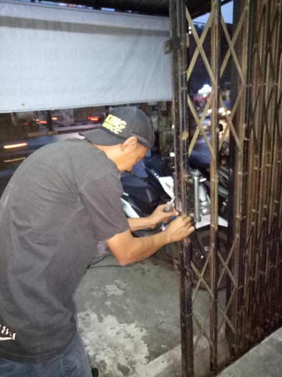 Harga perbaikan pintu folding gate daerah Jakarta Timur 081314749953