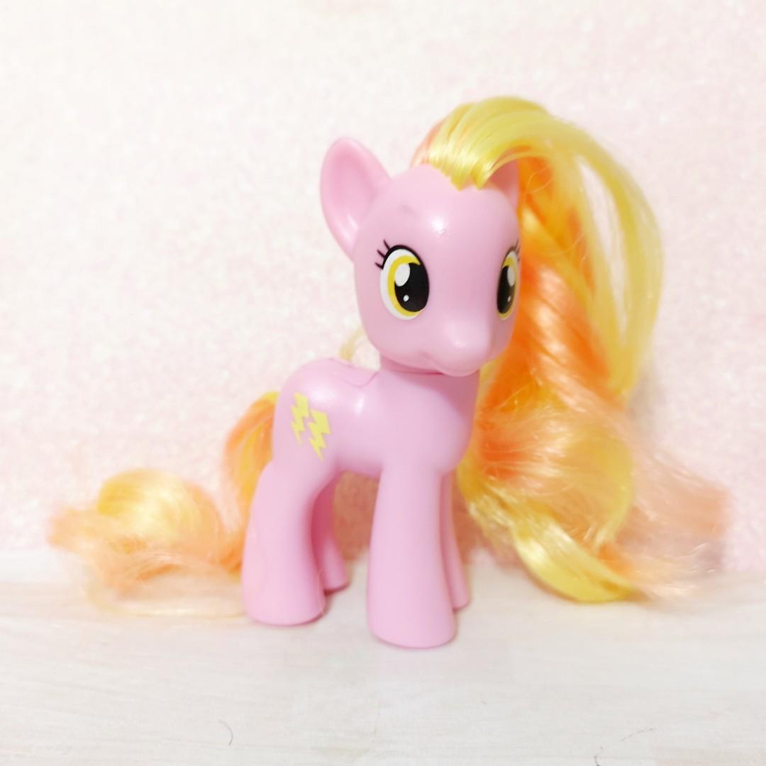My Little Pony Mlp Honey Rays Cutie Mark Magic Brushable Pony
