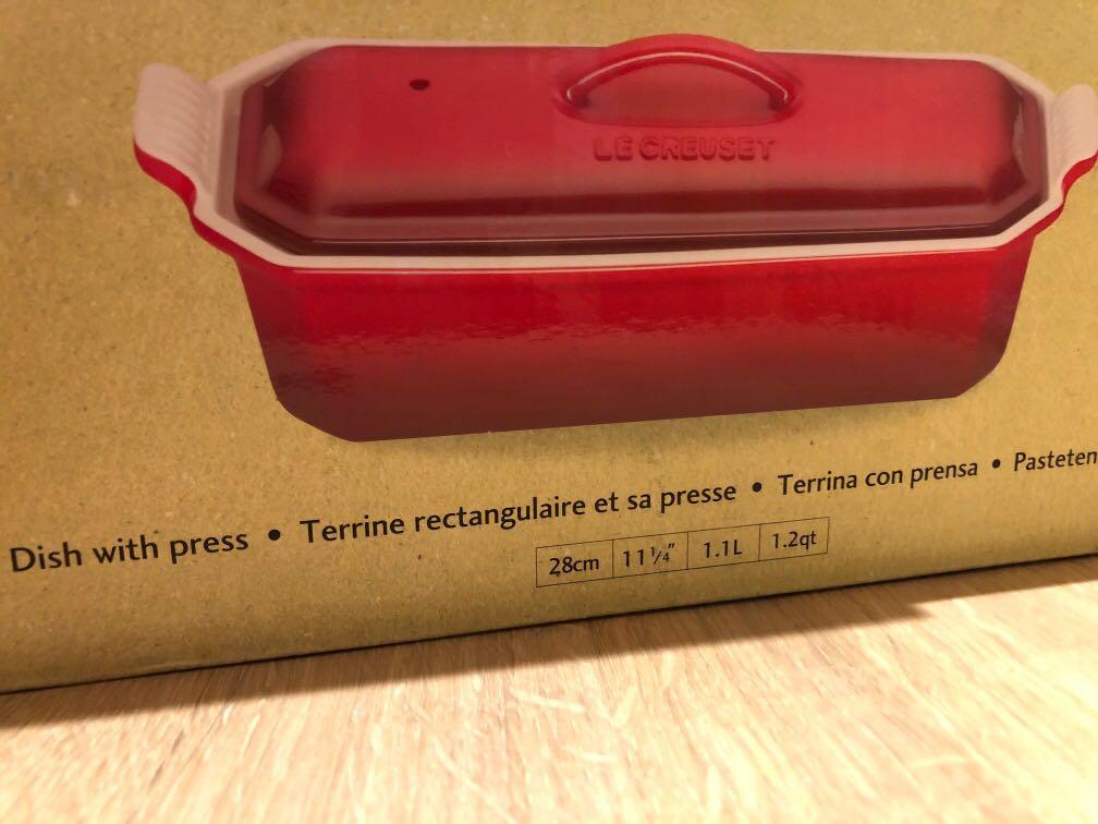 Le Creuset 28cm Terrine Dish & Press 1.1L- Cerise (BNIB)
