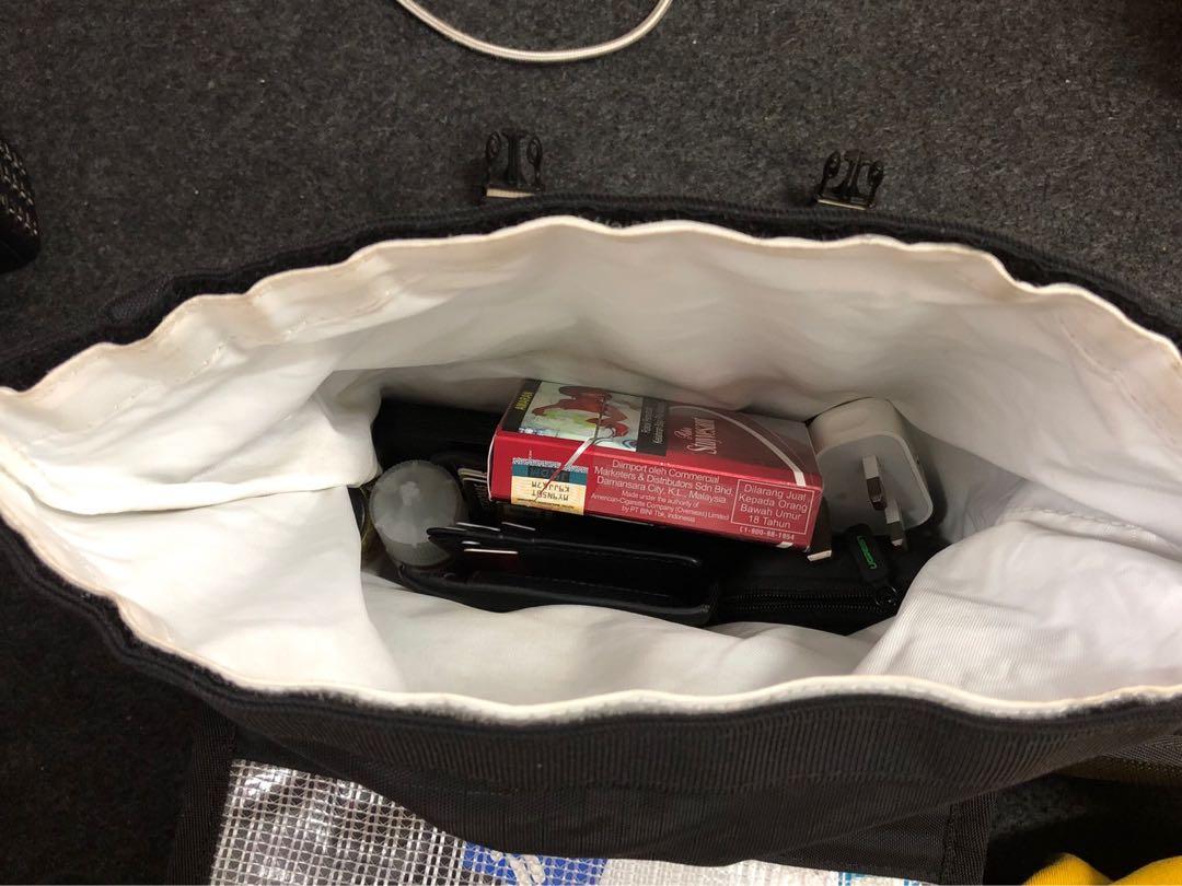 Original Kriega R3 Pouch Bag, Luxury, Bags & Wallets on Carousell