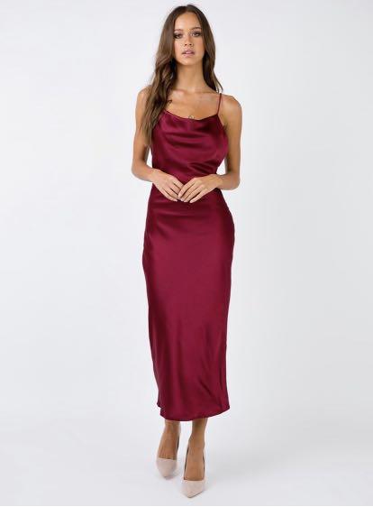 betta vanore maxi dress