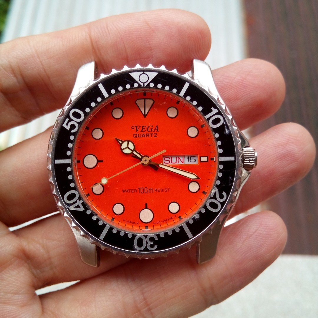 Vega quartz discount watch price