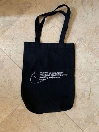 Off White , Off Campuss Nike Totebag