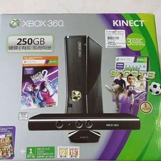 XBOX 360 KINECT 250 GB GAME CONSOLE WITH GAMES