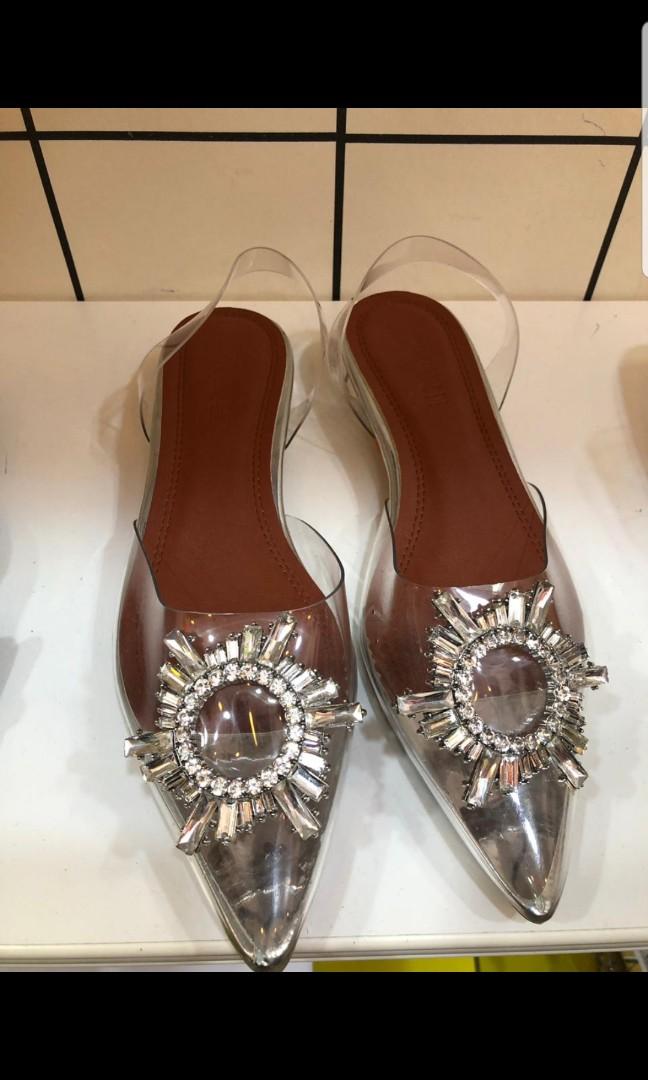 Amina Muaddi Shoes Transparant Fesyen Wanita Sepatu Di Carousell