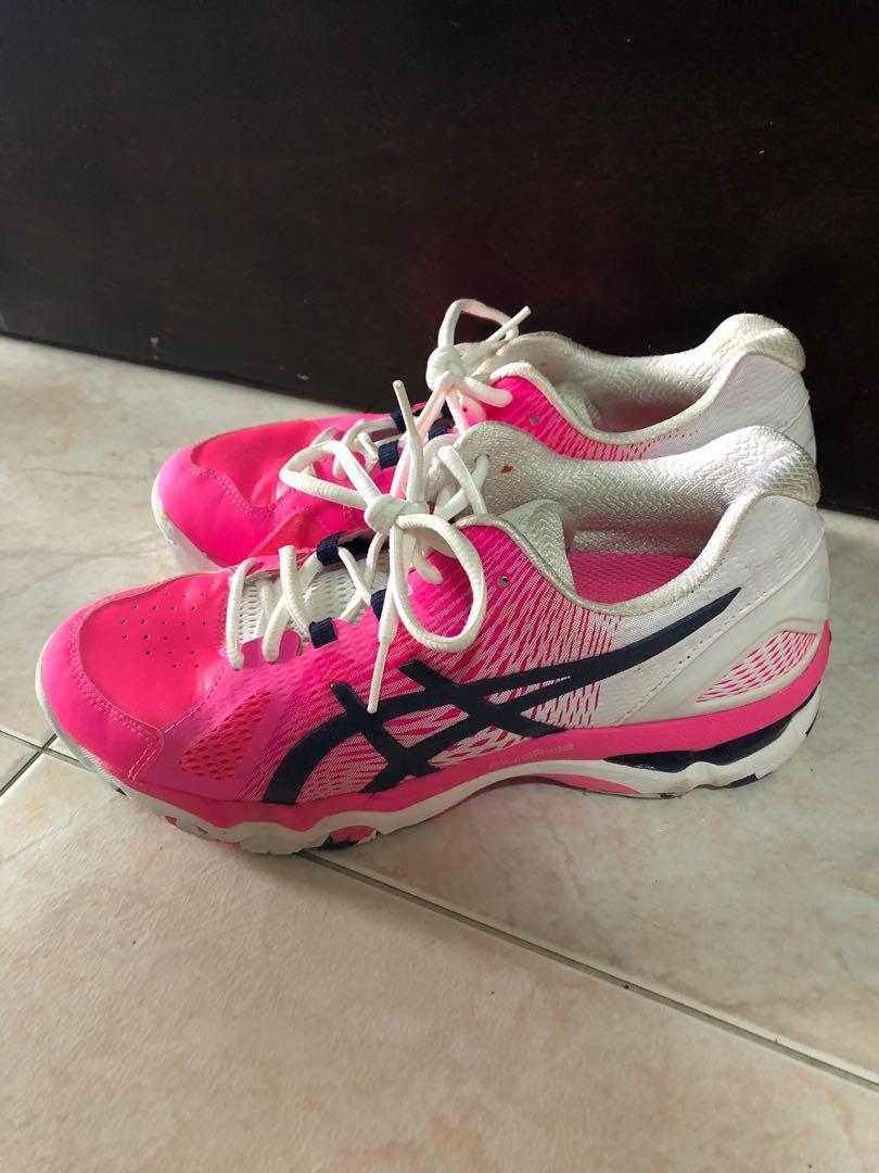 Pink netball shoes 2025