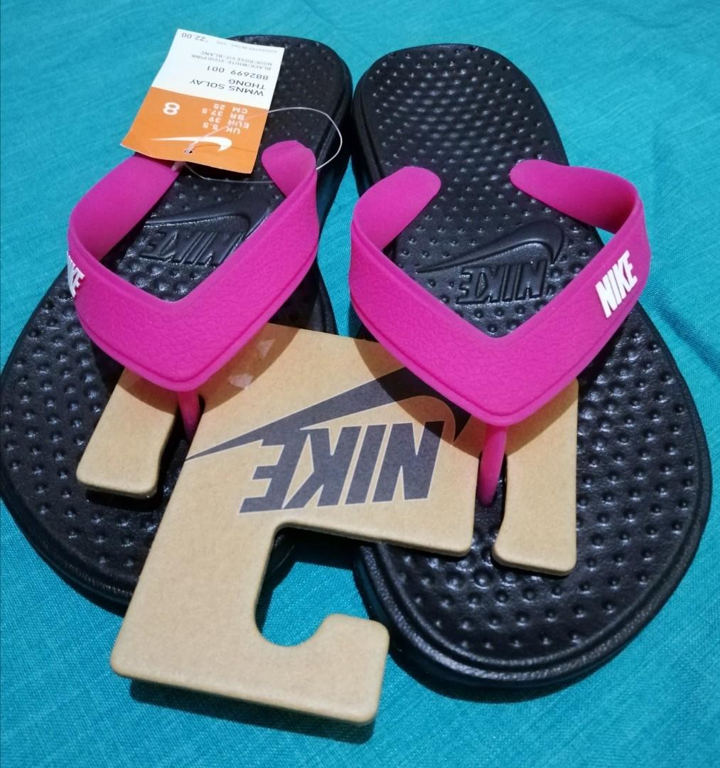 Authentic Nike fitflops - New with tags 