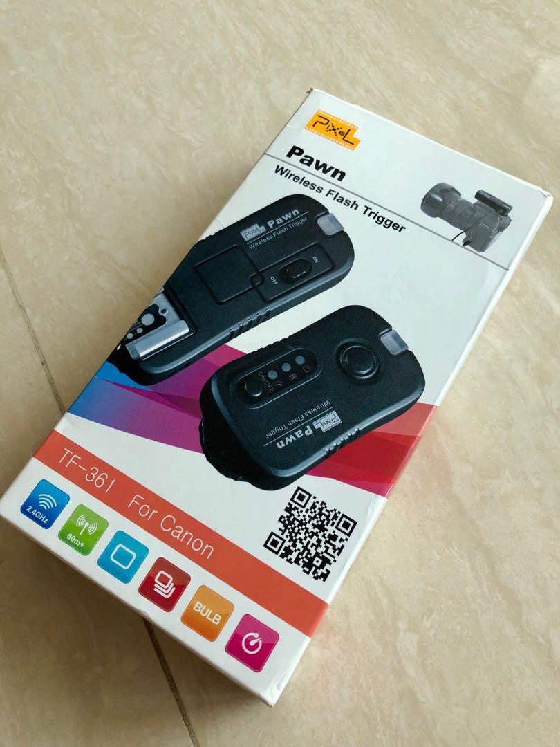 Camera flash wireless trigger (Category: Flashes) located in Singapore. Submitted by tomatsg (Listing ID 251290057, Image 1). Description: Rarely use..
