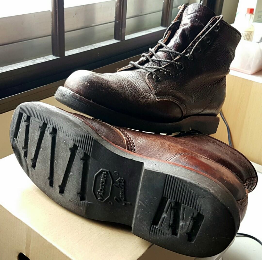 Chippewa hotsell boots 20065