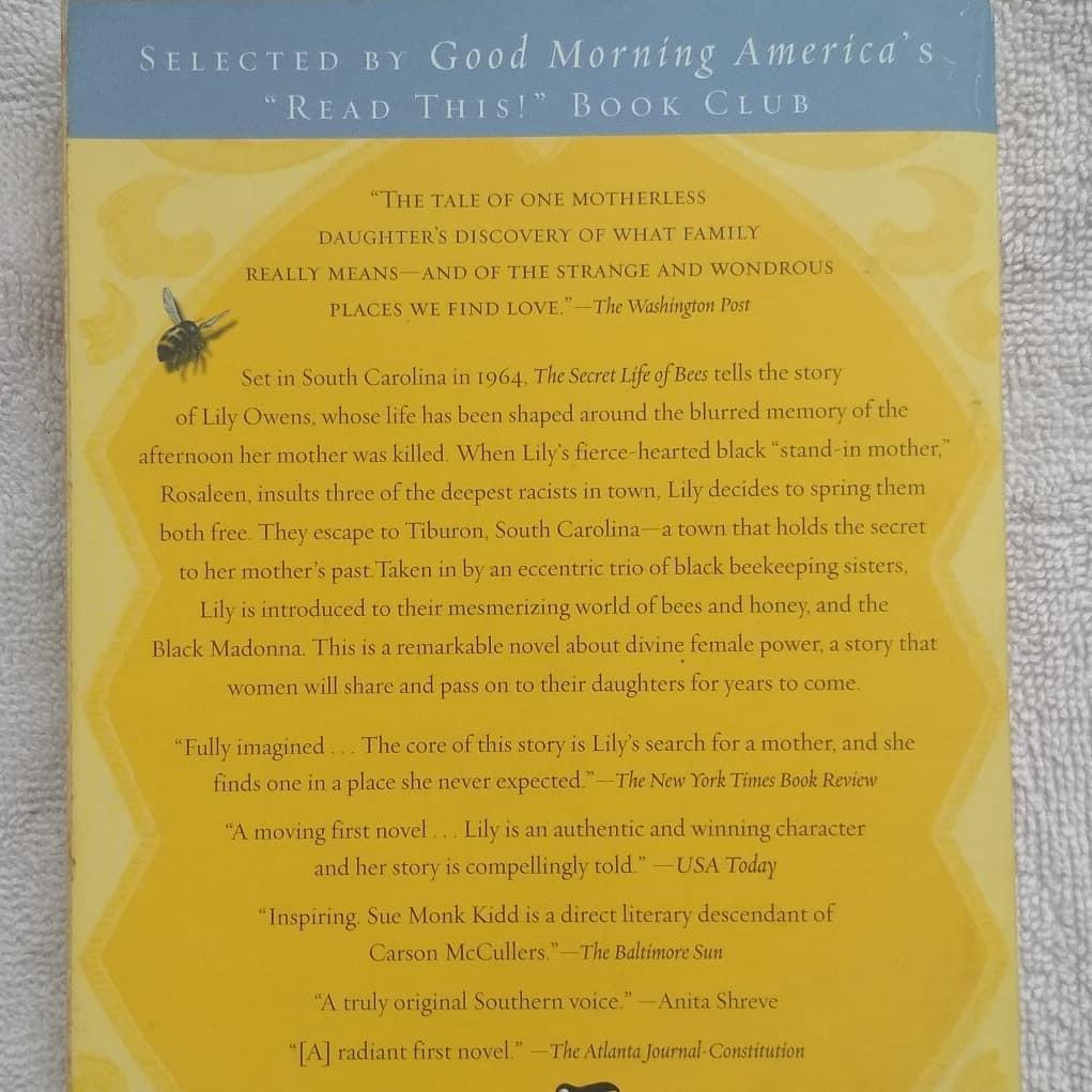 Eng Novel The Secret Life Of Bees Sue Monk Kidd Buku Alat Tulis Buku Di Carousell