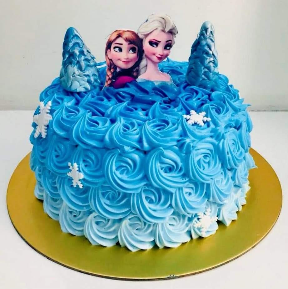 Frozen Elsa Anna Cake Food Drinks Baked Goods On Carousell