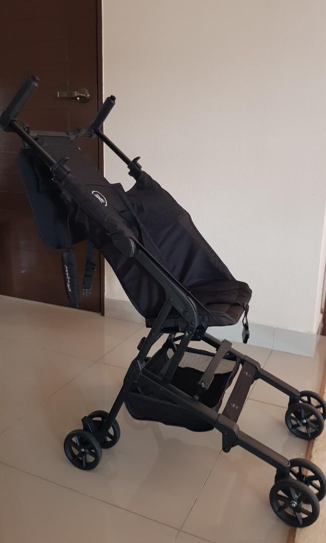 Halford quaver stroller online
