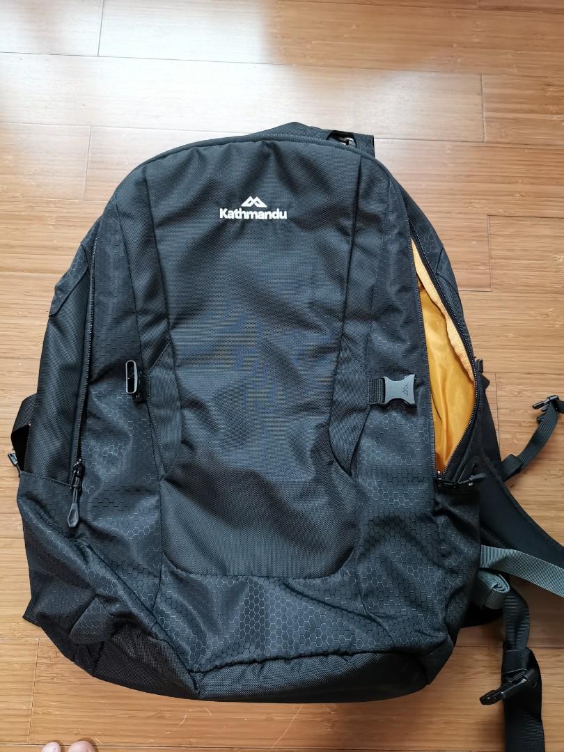 Kathmandu shop 38l backpack