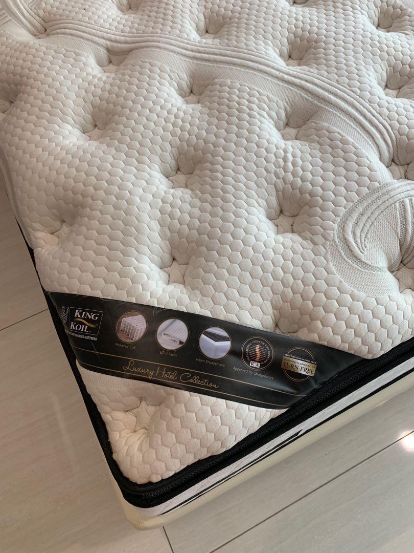 King Koil Queen Bed Set (Divan+Mattress), Furniture & Home Living