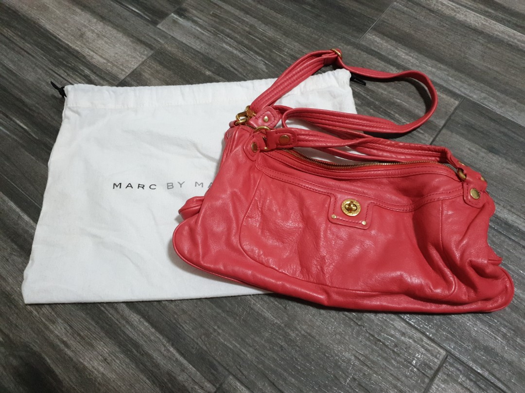 Marc jacobs best sale totally turnlock bag