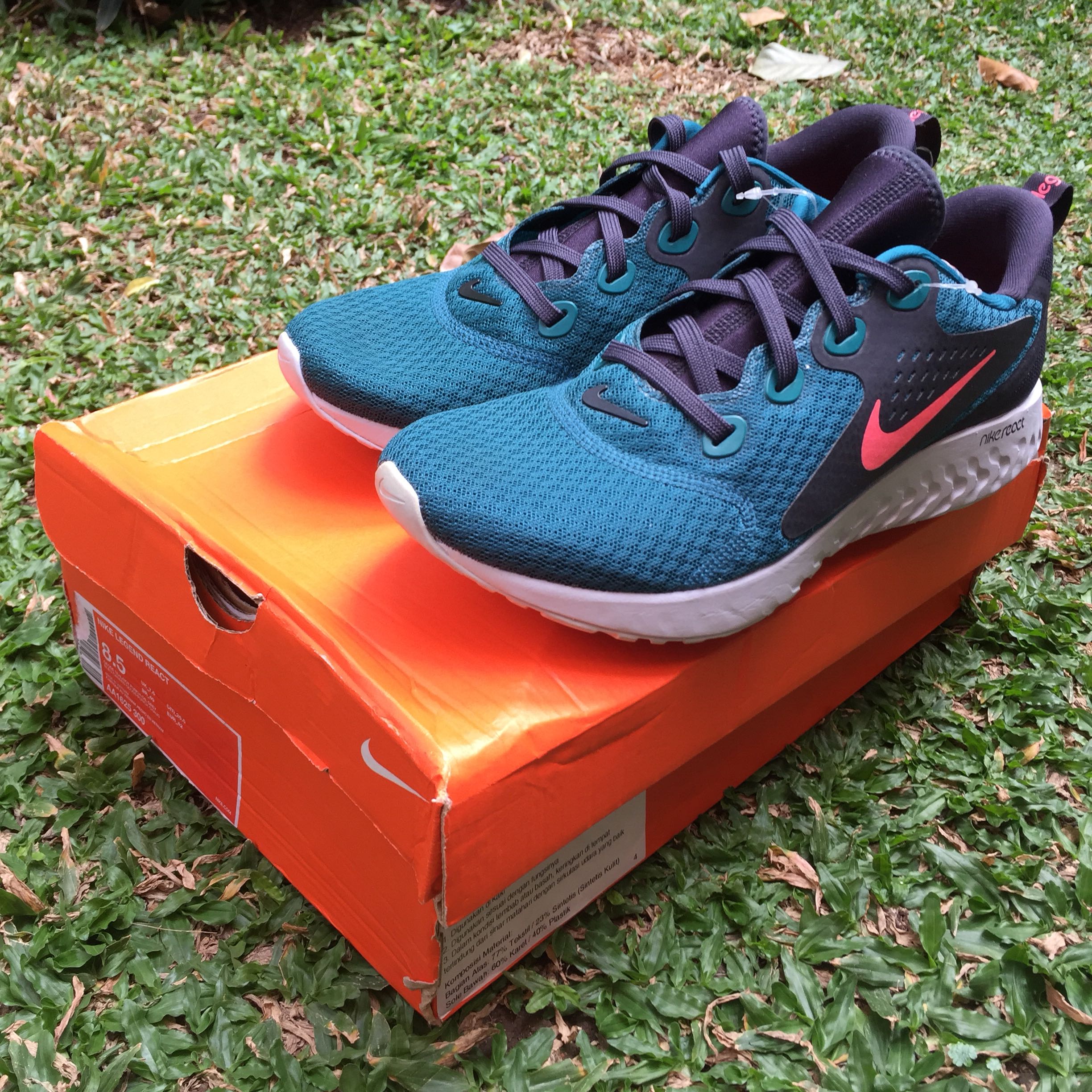 NIKE LEGEND REACT GEODE TEAL HOT PUNCH OIL GREY AA1625 300 ORIGINAL