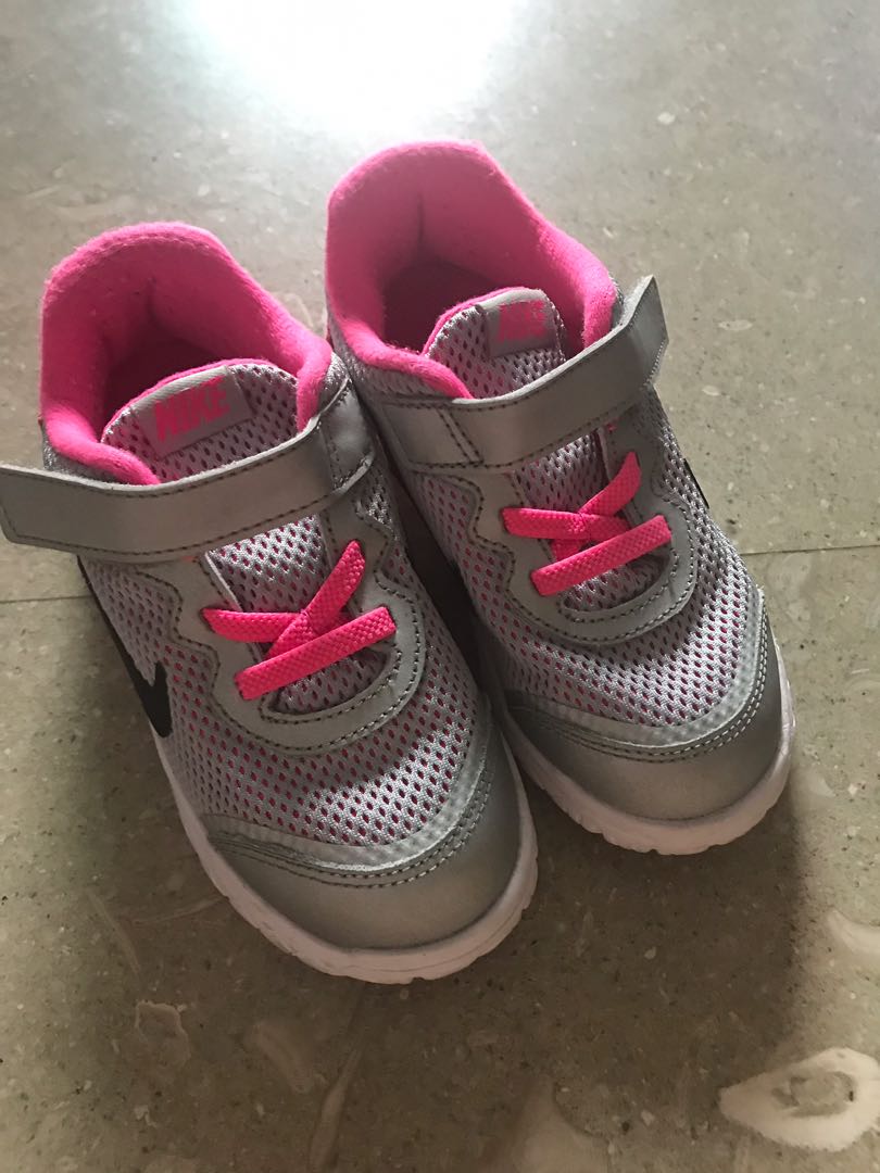 nike size 10 shoes