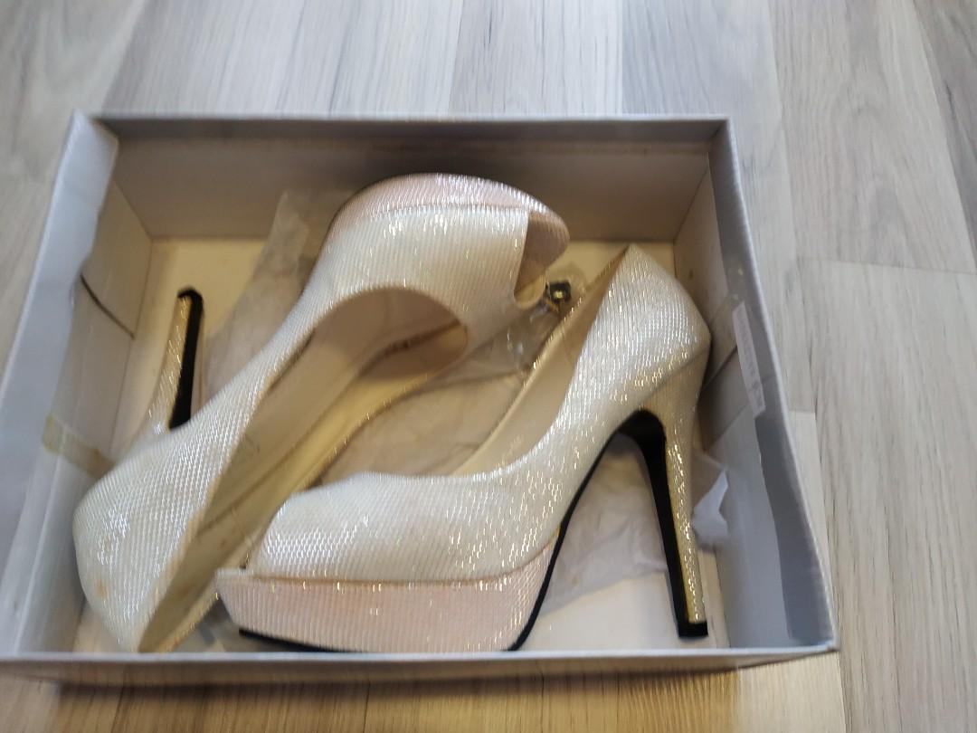 nina silver heels