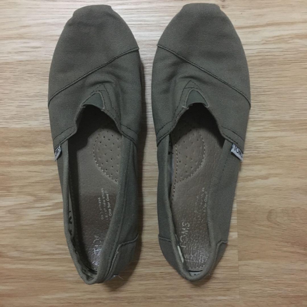olive green toms shoes