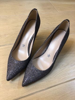 （分類：）位於 。 由 yanniejoanne 提交（商品編號 196497244，圖片 1）。簡介： 。