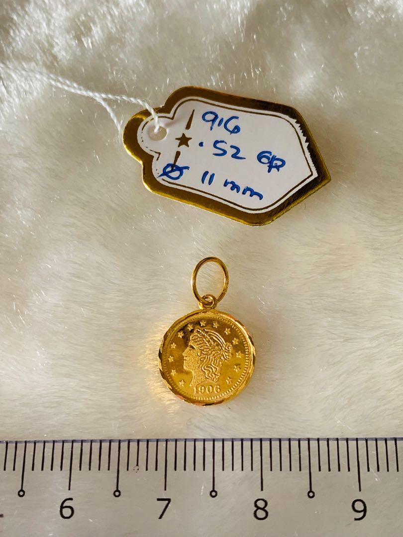 Queen sales elizabeth pendant
