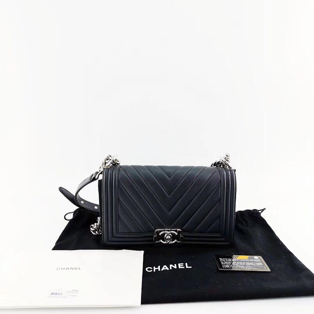 Authentic Pre Loved Chanel Chevron Le Boy Calfskin Luxury Bags Wallets Handbags On Carousell