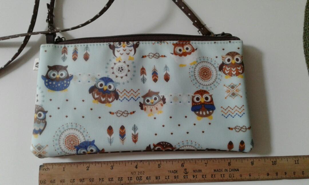 uma hana sling bag