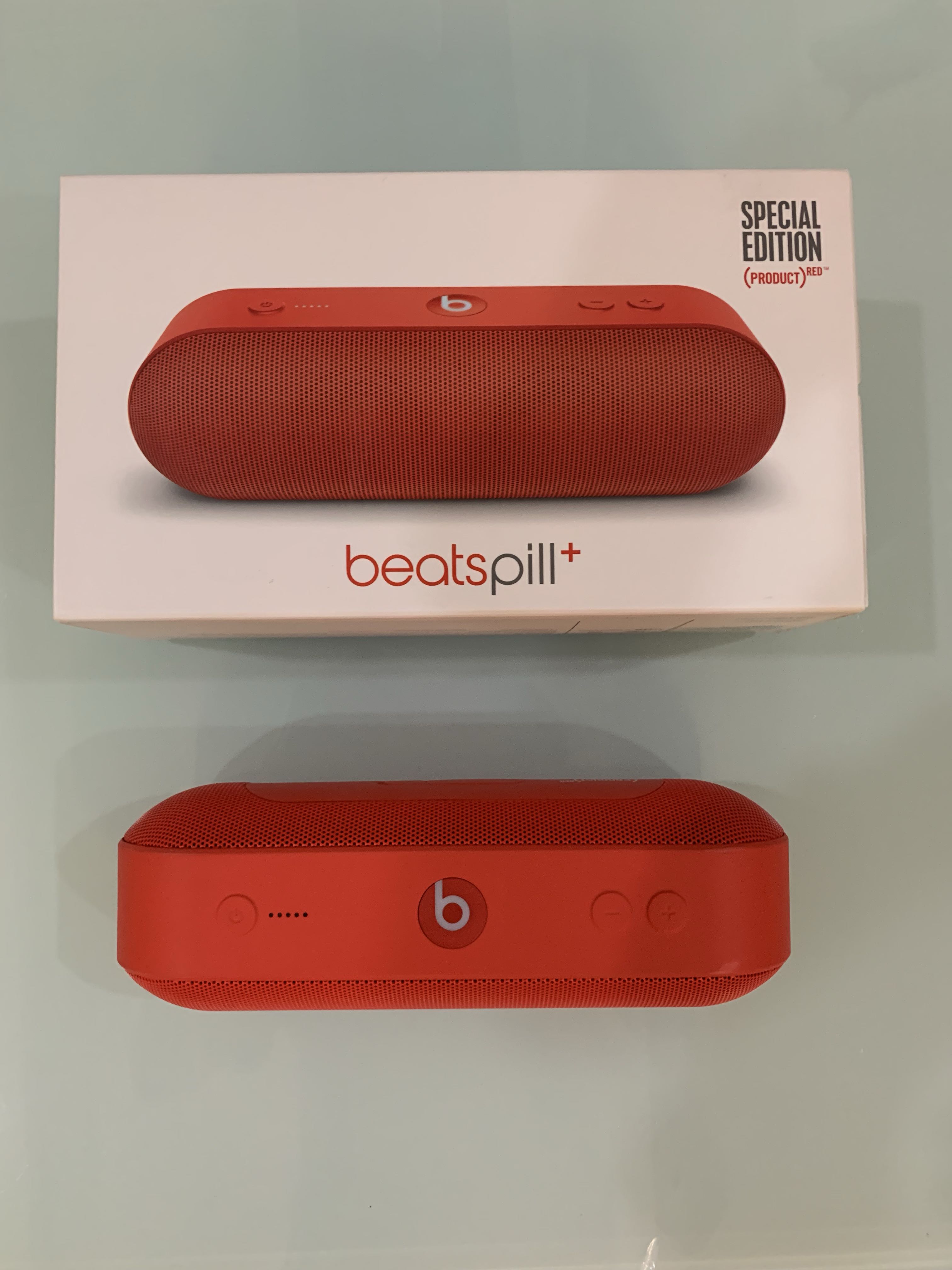 beats pill product red