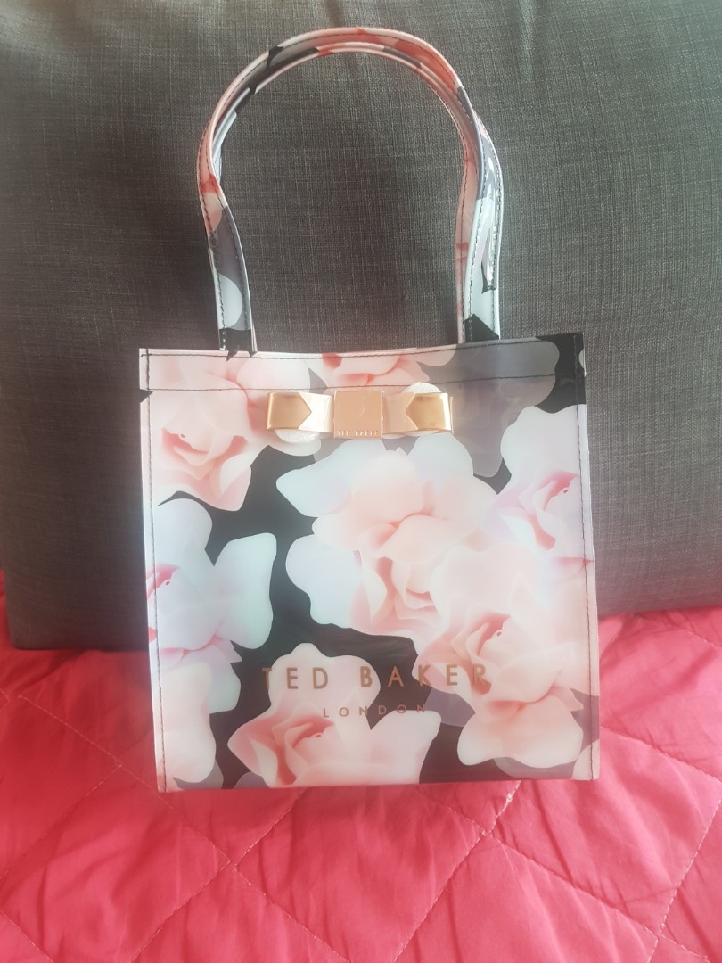 Ted Baker Bag Cecie Floral, Women's Fashion, Bags & Wallets, Cross-body Bags  on Carousell