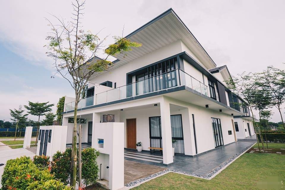 2 Storey House / Permas Jaya / Low Downpayment / Bumi Lot, Property