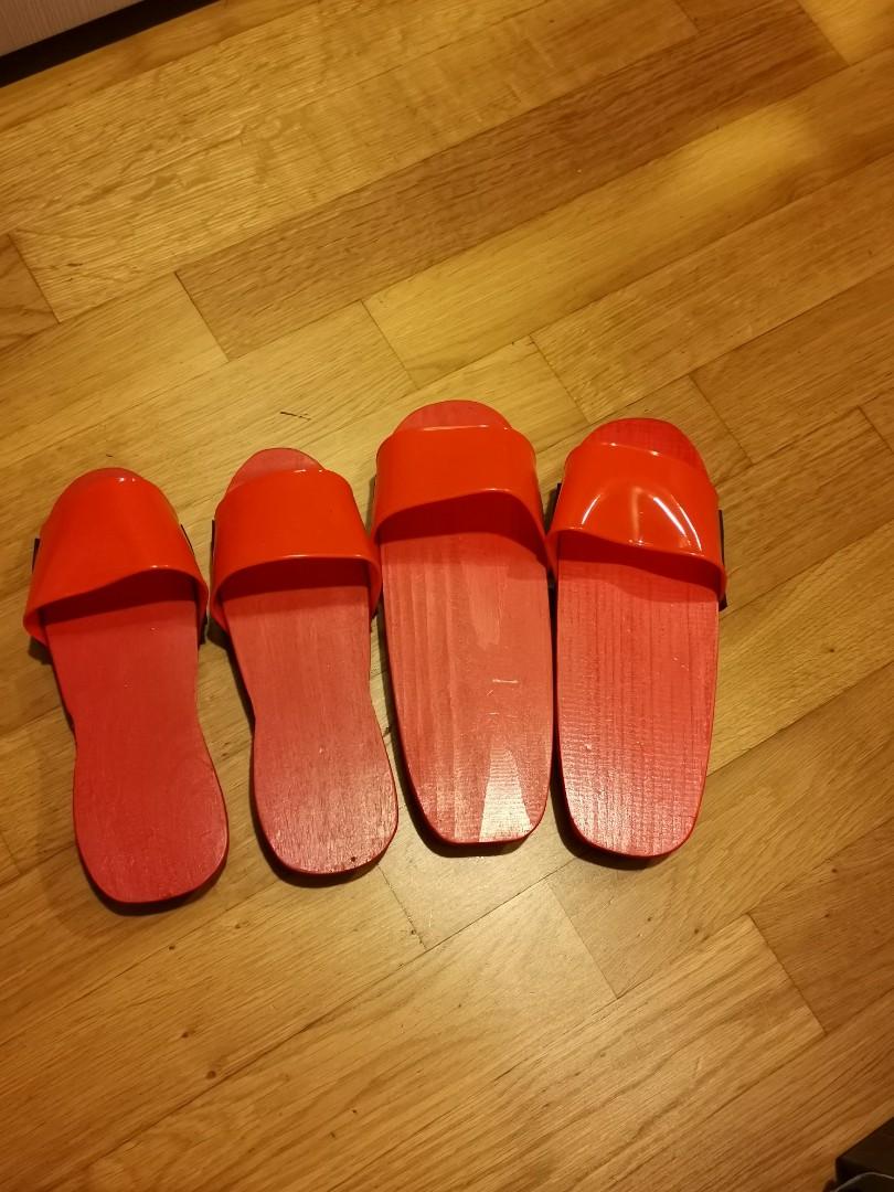 Chinese Red Wooden Clogs (Cha Kiak 