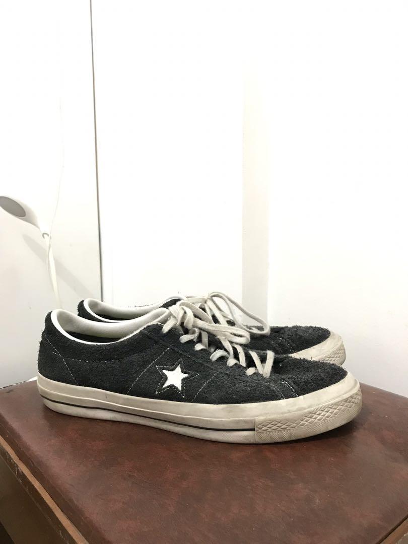 one star suede black