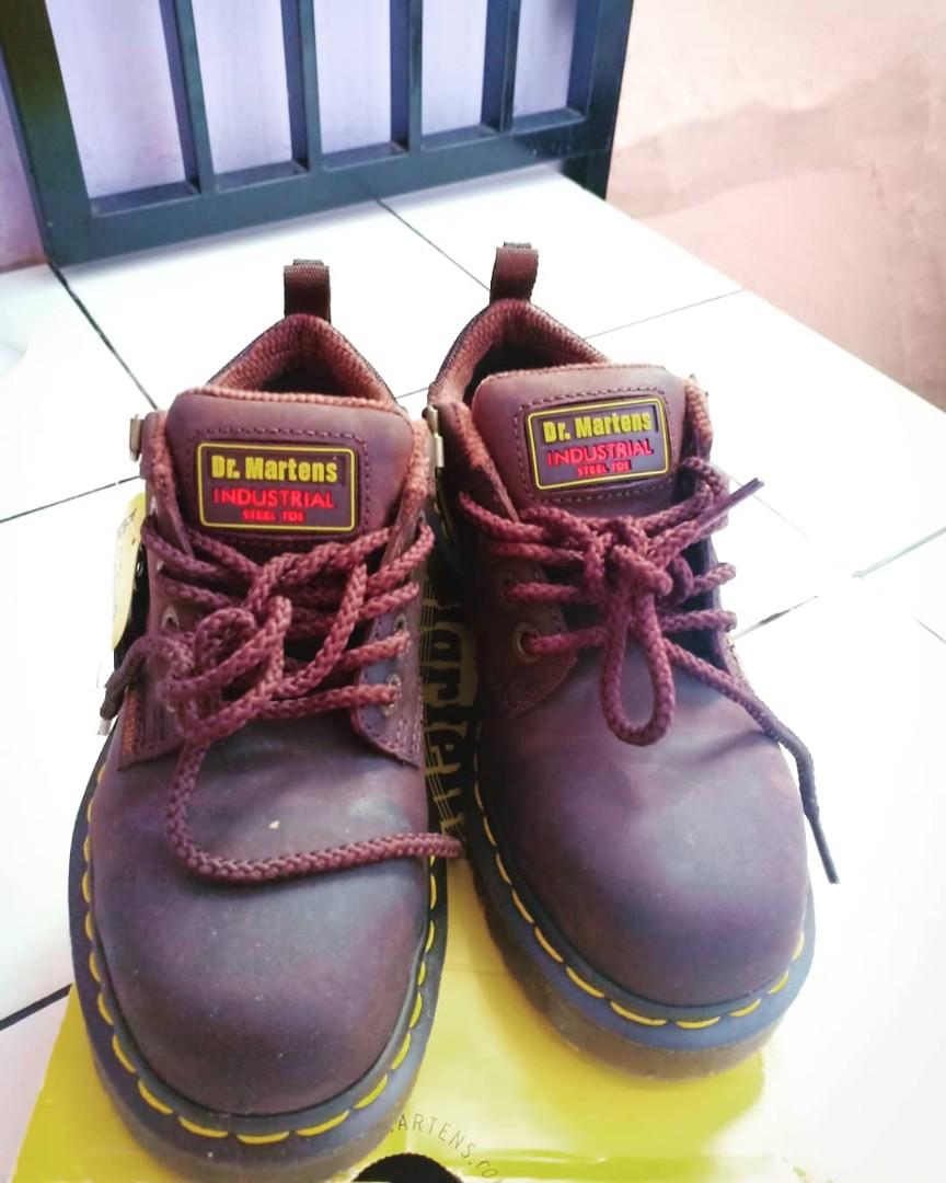 Sepatu safety dr marten new arrivals