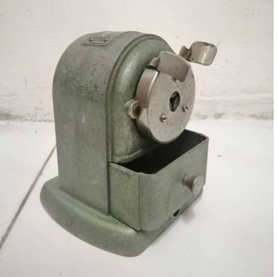 Pencil sharpener in german deals