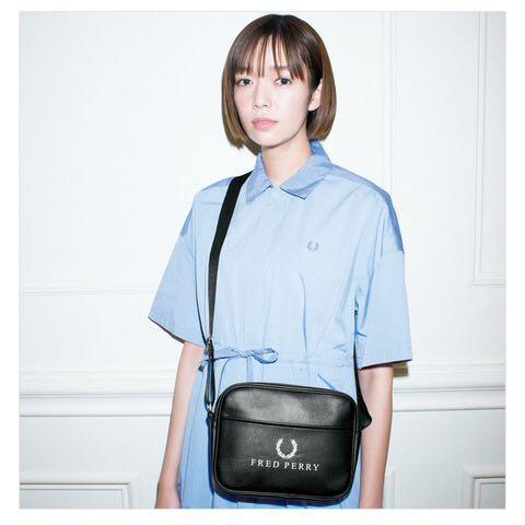 Sling bag hot sale fred perry