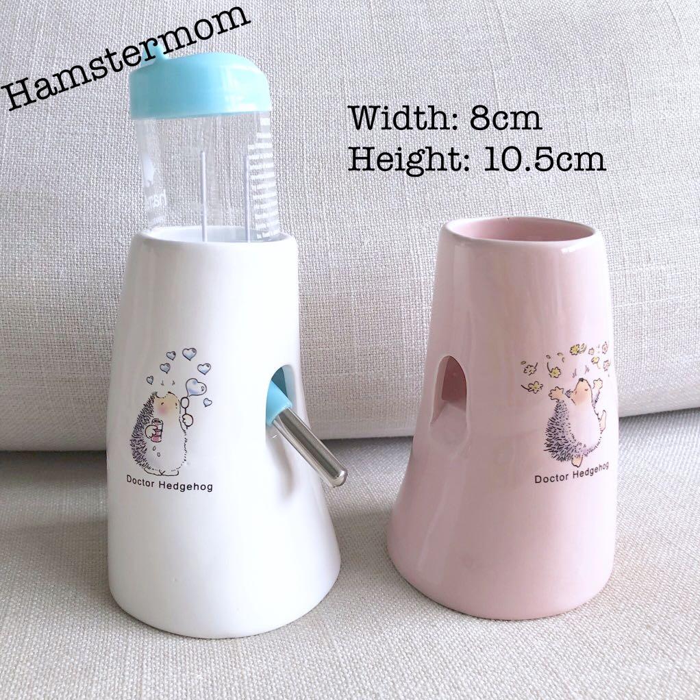 hamster bottle stand