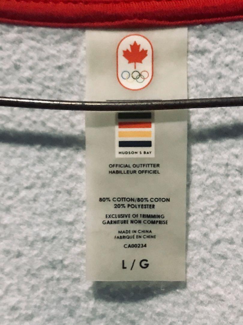 Jacket (Category: Hoodies) located in Manila. Submitted by daimonamidesu (Listing ID 251440902, Image 3). Description: Selling preloved jacket from Canada 🇨🇦 100% legit Item condition: In mint condition, no tears, discolorations and stains. Lalabhan nalang then susuotin :) MOP: LBC or GCash Got as pasalubong from Canada in 2016. RFS: I have many clothes already. Want to have more space for closet. .